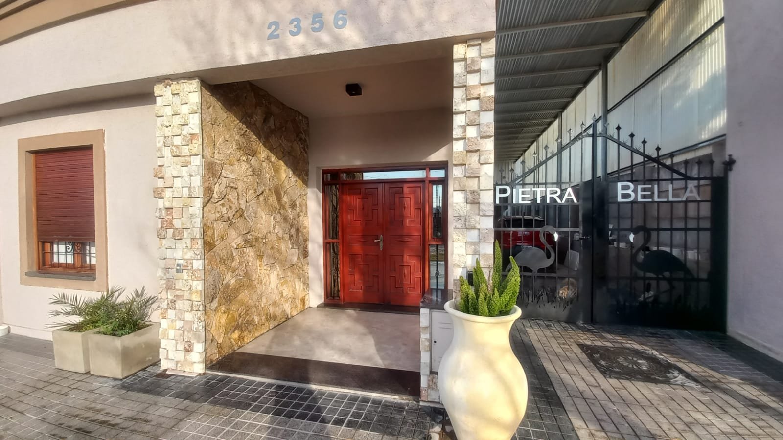 Fachada del local de Marmolería Pietra Bella en Villa María